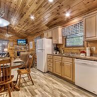 Dog Friendly Romantic Mtn Getaway Hot Tub Pool