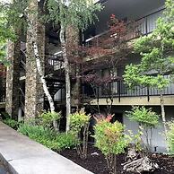 5 Star 3 bd 3ba Serenity Views w Pool Fireplace