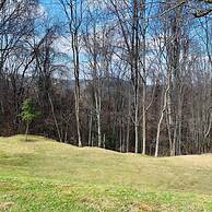 5 Star 3 bd 3ba Serenity Views w Pool Fireplace