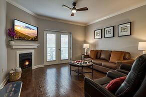 Luxurious Renovated Pool Basketball Playground