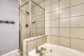 Luxurious Renovated Pool Basketball Playground