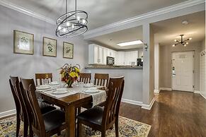 Luxurious Renovated Pool Basketball Playground