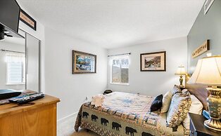 On Top Of The World-heavenly Views-sunsets-pool