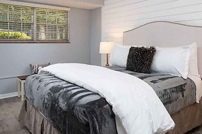 Newly Renovated Modern Deco Pool Fireplace