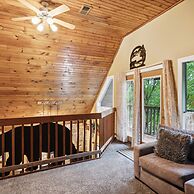 Beautiful Scenery w Hot Tub Pool Arcade