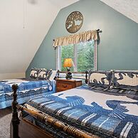 Beautiful Scenery w Hot Tub Pool Arcade