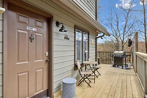 Beautiful Scenery w Hot Tub Pool Arcade