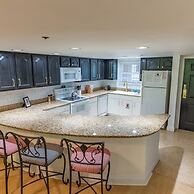 Luxurious Condo Pool Fireplace Hiking