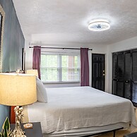 Luxurious Condo Pool Fireplace Hiking