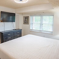 Luxurious Condo Pool Fireplace Hiking