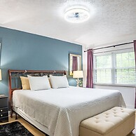 Luxurious Condo Pool Fireplace Hiking