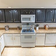 Luxurious Condo Pool Fireplace Hiking