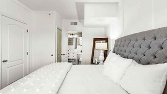 Beautiful New Remodel Pool Golf Condo