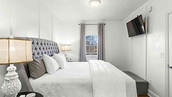 Beautiful New Remodel Pool Golf Condo