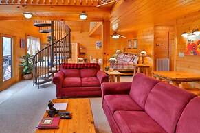Romantic Honeymoon Cabin in the Smokies