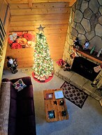 Romantic Honeymoon Cabin in the Smokies