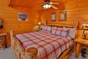 Romantic Honeymoon Cabin in the Smokies