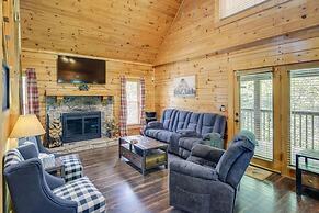 5-star w Pool Cozy Secluded Newly-renovated