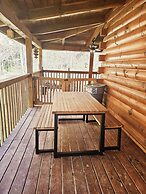 5-star w Pool Cozy Secluded Newly-renovated