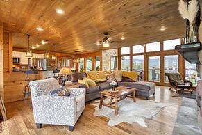 Awe-inspiring Estate w Pool Theater Fire Pit