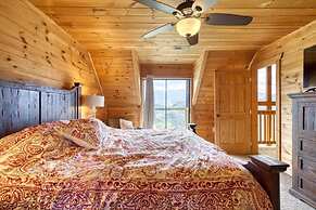 Awe-inspiring Estate w Pool Theater Fire Pit