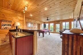 Awe-inspiring Estate w Pool Theater Fire Pit