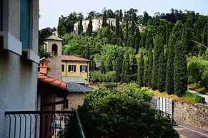 Coral Blue by Wonderful Italy