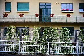 Coral Blue by Wonderful Italy