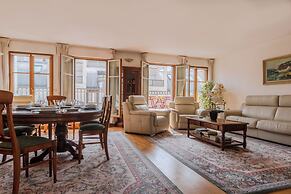 Beaudelaire Center Residence