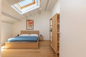 Oretea Apartment with Terrace