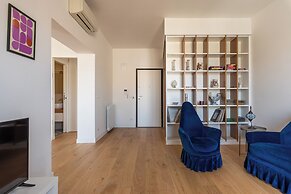 Oretea Apartment with Terrace