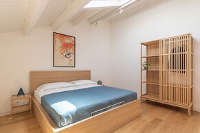 Oretea Apartment with Terrace