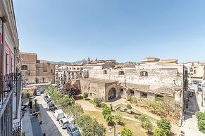 Oretea Apartment with Terrace