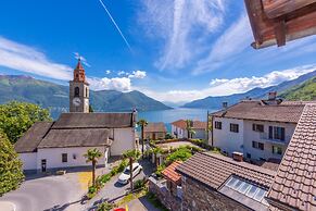 Red View Apartment in Ronco Sopra Ascona Ascona