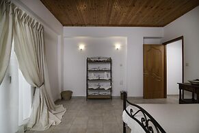 Villa John Dimeon With Private Pool