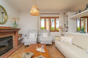 Can Pilos in Inca With 3 Bedrooms and 2 Bathrooms