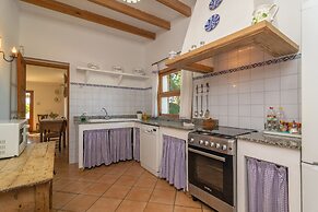 Can Pilos in Inca With 3 Bedrooms and 2 Bathrooms