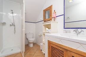 Can Pilos in Inca With 3 Bedrooms and 2 Bathrooms