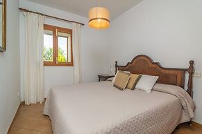 Can Pilos in Inca With 3 Bedrooms and 2 Bathrooms