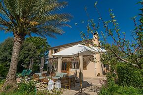 Can Pilos in Inca With 3 Bedrooms and 2 Bathrooms