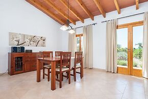 Can Miquel in Santa y