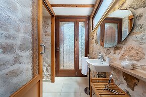 Can Miquel in Santa y