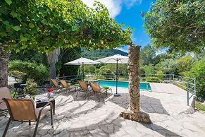 Can Company in Campanet