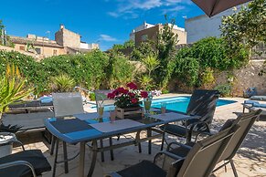 Can Tatau in Santany