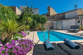 Can Tatau in Santany