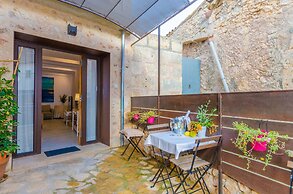 Es Reco in Costitx With 2 Bedrooms and 2 Bathrooms