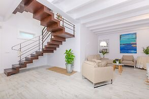 Es Reco in Costitx With 2 Bedrooms and 2 Bathrooms