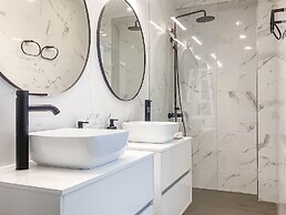 Modern Beautifull Pool And Sea Apt Qawra