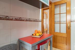 De Ronda in Co n With 1 Bedrooms and 1 Bathrooms