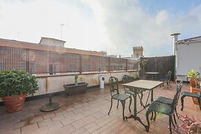 Patio De La Cartuja 2 Pax